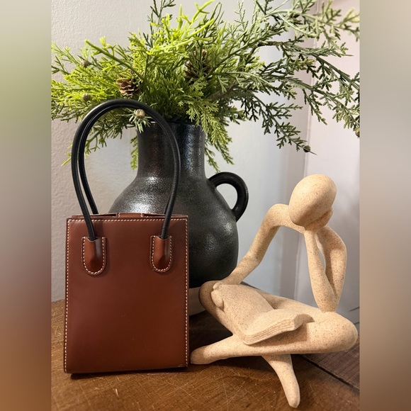 Dooney & Bourke Rare Mini Bag - Picture 2 of 10